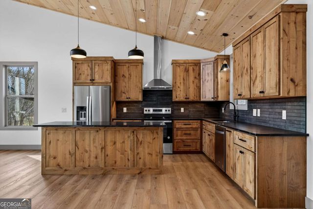 76 Murray Hill Terrace, Hayesville, NC 28904