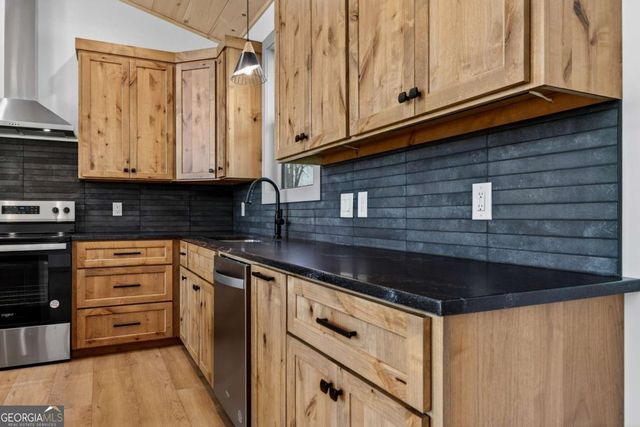 76 Murray Hill Terrace, Hayesville, NC 28904