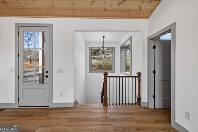 76 Murray Hill Terrace, Hayesville, NC 28904