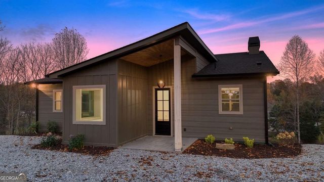 76 Murray Hill Terrace, Hayesville, NC 28904