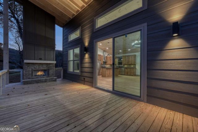 76 Murray Hill Terrace, Hayesville, NC 28904