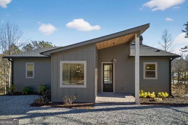 76 Murray Hill Terrace, Hayesville, NC 28904