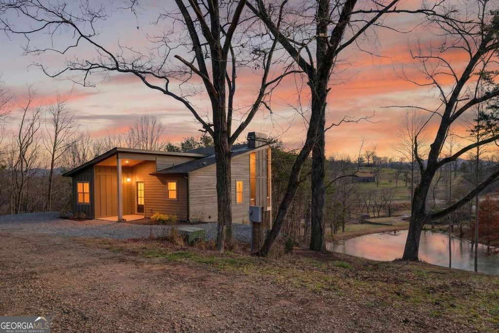 76 Murray Hill Terrace, Hayesville, NC 28904