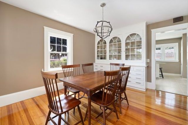 41 Wannamoisett Road, East Providence, RI 02914