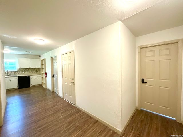 154 Ferris, San Antonio, TX 78220