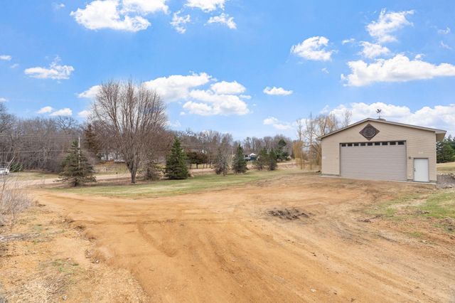 9675 SUMMIT Place, Chaska, MN 55318