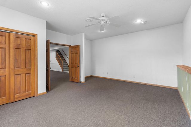 9675 SUMMIT Place, Chaska, MN 55318