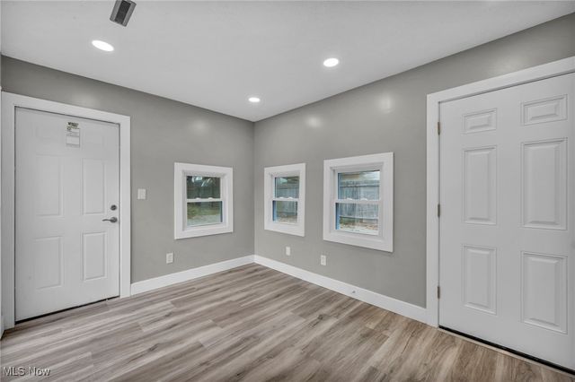 166 Hilbish Avenue, Akron, OH 44312