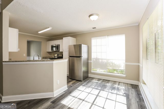 6238 Phillips Lake Court, Lithonia, GA 30058