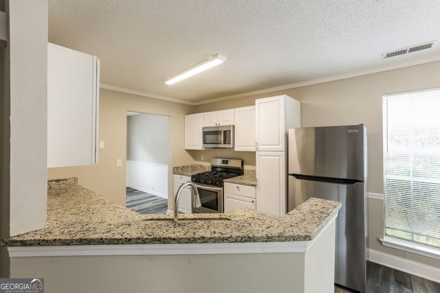 6238 Phillips Lake Court, Lithonia, GA 30058