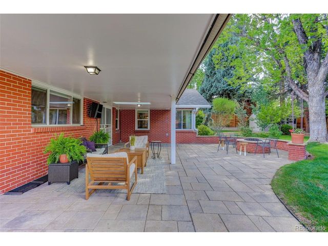 3127 S Dallas Ct, Denver, CO 80210