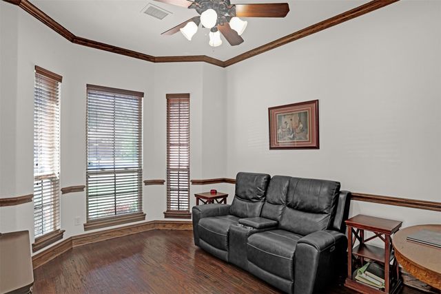 20 Glistening Pond Drive, Frisco, TX 75034