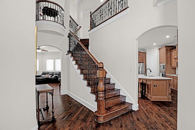 20 Glistening Pond Drive, Frisco, TX 75034