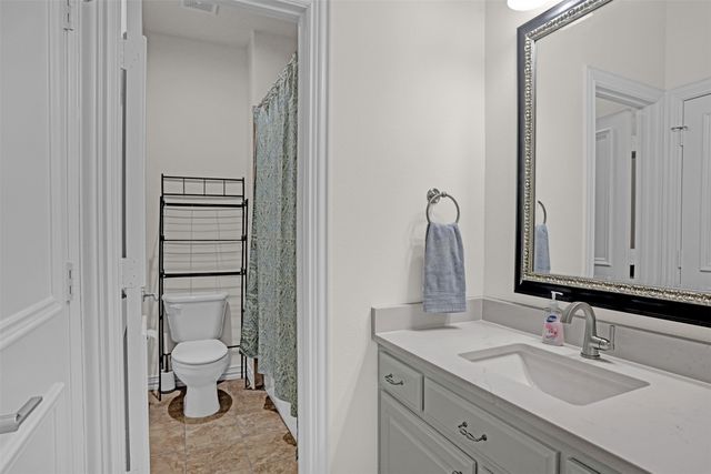 20 Glistening Pond Drive, Frisco, TX 75034