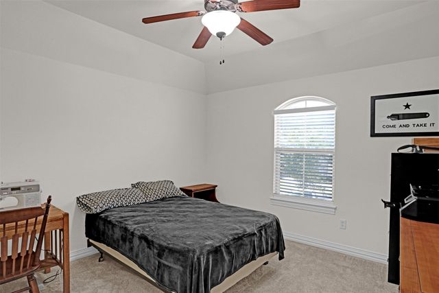 20 Glistening Pond Drive, Frisco, TX 75034