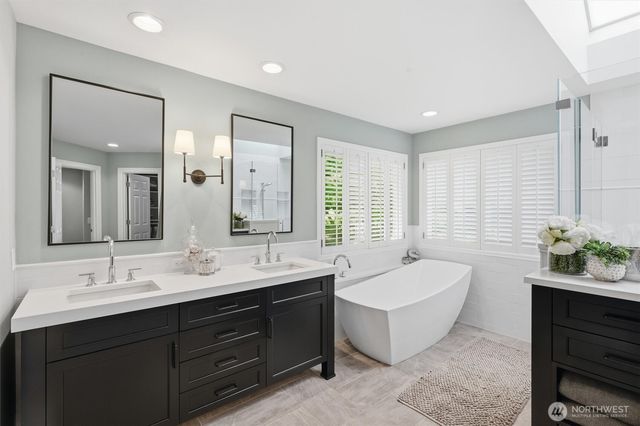 25817 SE 31st Place, Sammamish, WA 98075