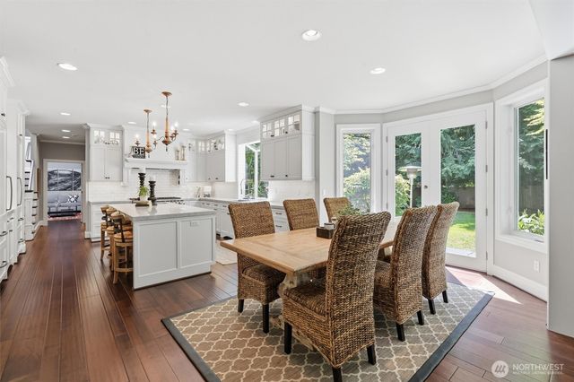 25817 SE 31st Place, Sammamish, WA 98075