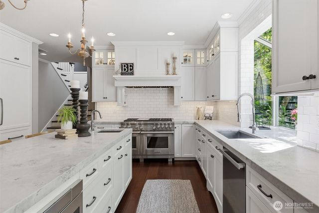 25817 SE 31st Place, Sammamish, WA 98075