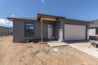 550 S Oasis Loop #Lot 20, East Wenatchee, WA 98802