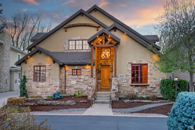 606 E HOLLY HAVEN CIR, Murray, UT 84107