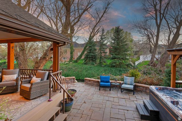 606 E HOLLY HAVEN CIR, Murray, UT 84107