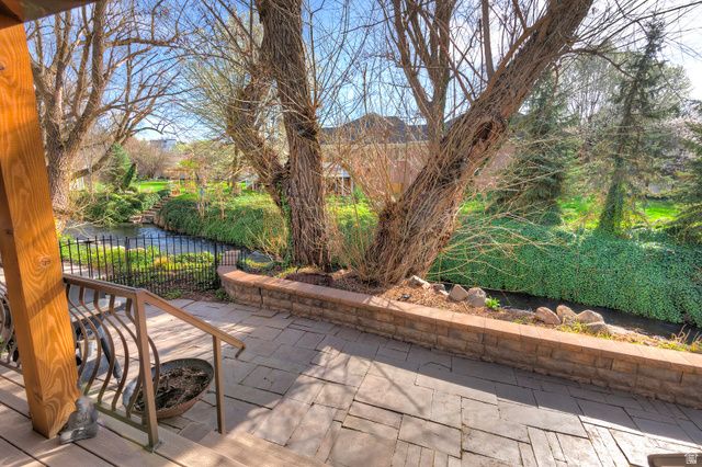 606 E HOLLY HAVEN CIR, Murray, UT 84107