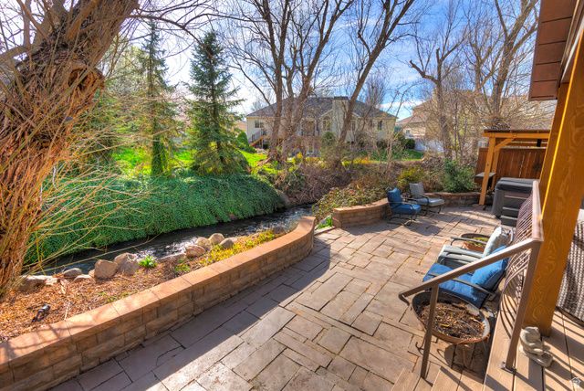 606 E HOLLY HAVEN CIR, Murray, UT 84107