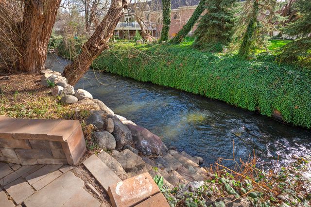 606 E HOLLY HAVEN CIR, Murray, UT 84107