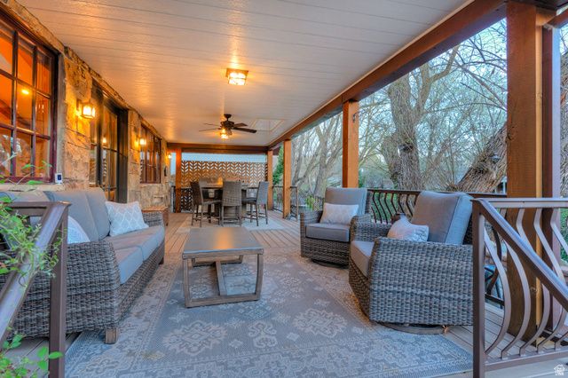 606 E HOLLY HAVEN CIR, Murray, UT 84107