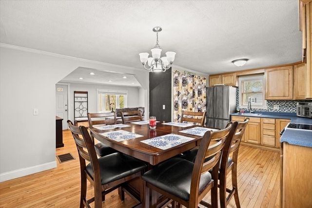9 Hillside Ave, Berkley, MA 02779