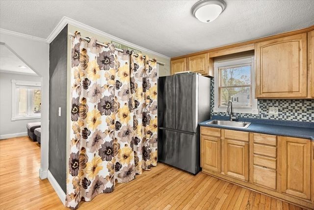 9 Hillside Ave, Berkley, MA 02779