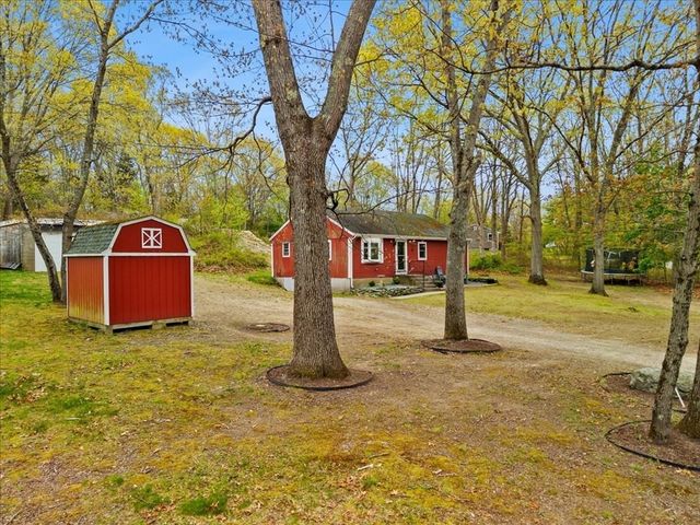 9 Hillside Ave, Berkley, MA 02779