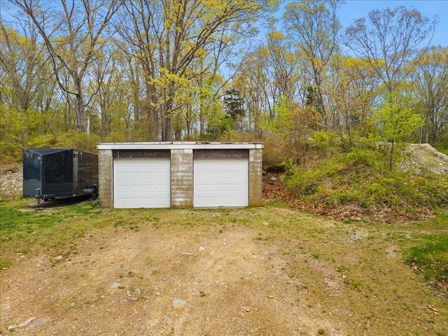 9 Hillside Ave, Berkley, MA 02779
