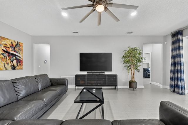 2725 MATERA DR, St Cloud, FL 34771