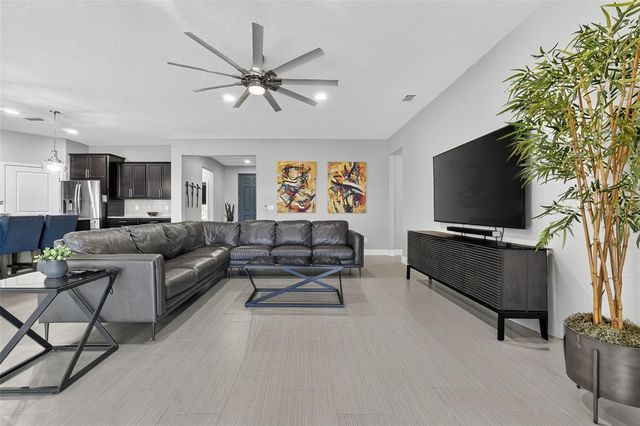 2725 MATERA DR, St Cloud, FL 34771