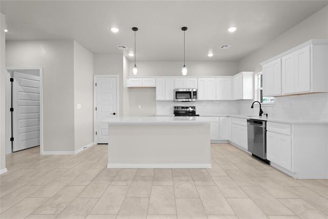 811 Venice Court, Kingfisher, OK 73750