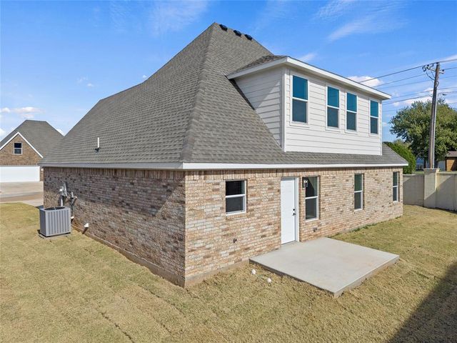 811 Venice Court, Kingfisher, OK 73750