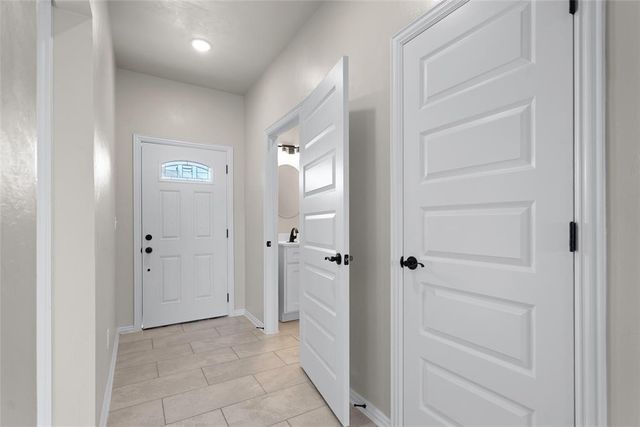 811 Venice Court, Kingfisher, OK 73750