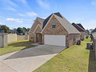 811 Venice Court, Kingfisher, OK 73750