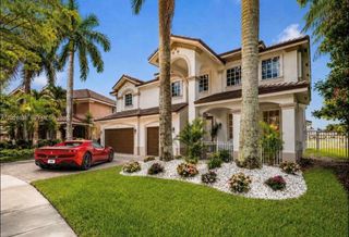 1088 Skylark Dr, Weston, FL 33327
