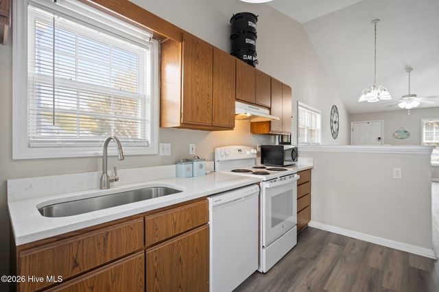 834 Southern Charm Drive, Wilmington, NC 28412