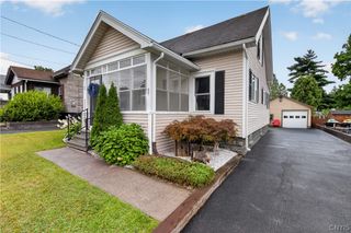 111 Brookfield Road, Salina, NY 13211