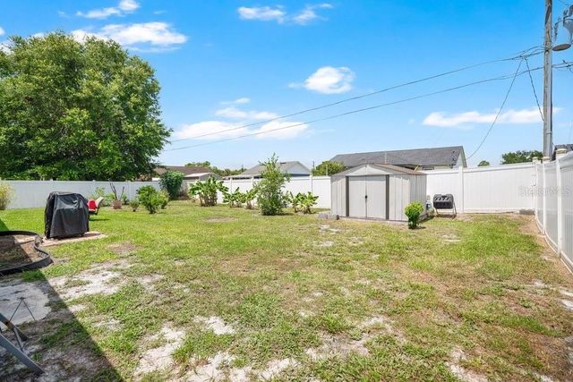 2412 AINSWORTH AVENUE, Deltona, FL 32738