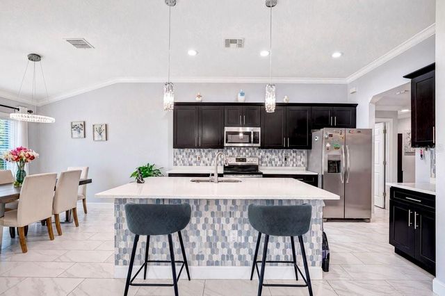 2412 AINSWORTH AVENUE, Deltona, FL 32738