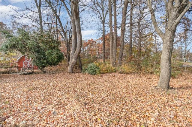 613 Piney Grove Road, Kernersville, NC 27284