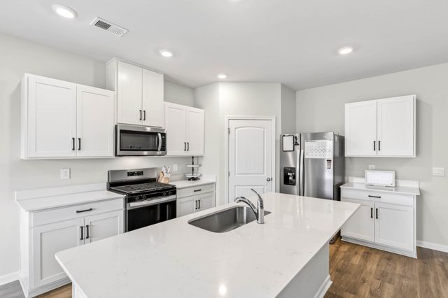 2172 Seiver Ln, White House, TN 37188