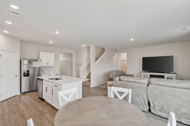 2172 Seiver Ln, White House, TN 37188