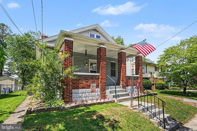 231 WALTON ST, Lemoyne, PA 17043