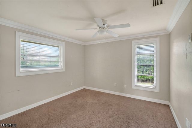 5231 Greenbriar DR, Fort Myers, FL 33919