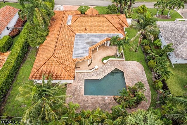 5231 Greenbriar DR, Fort Myers, FL 33919